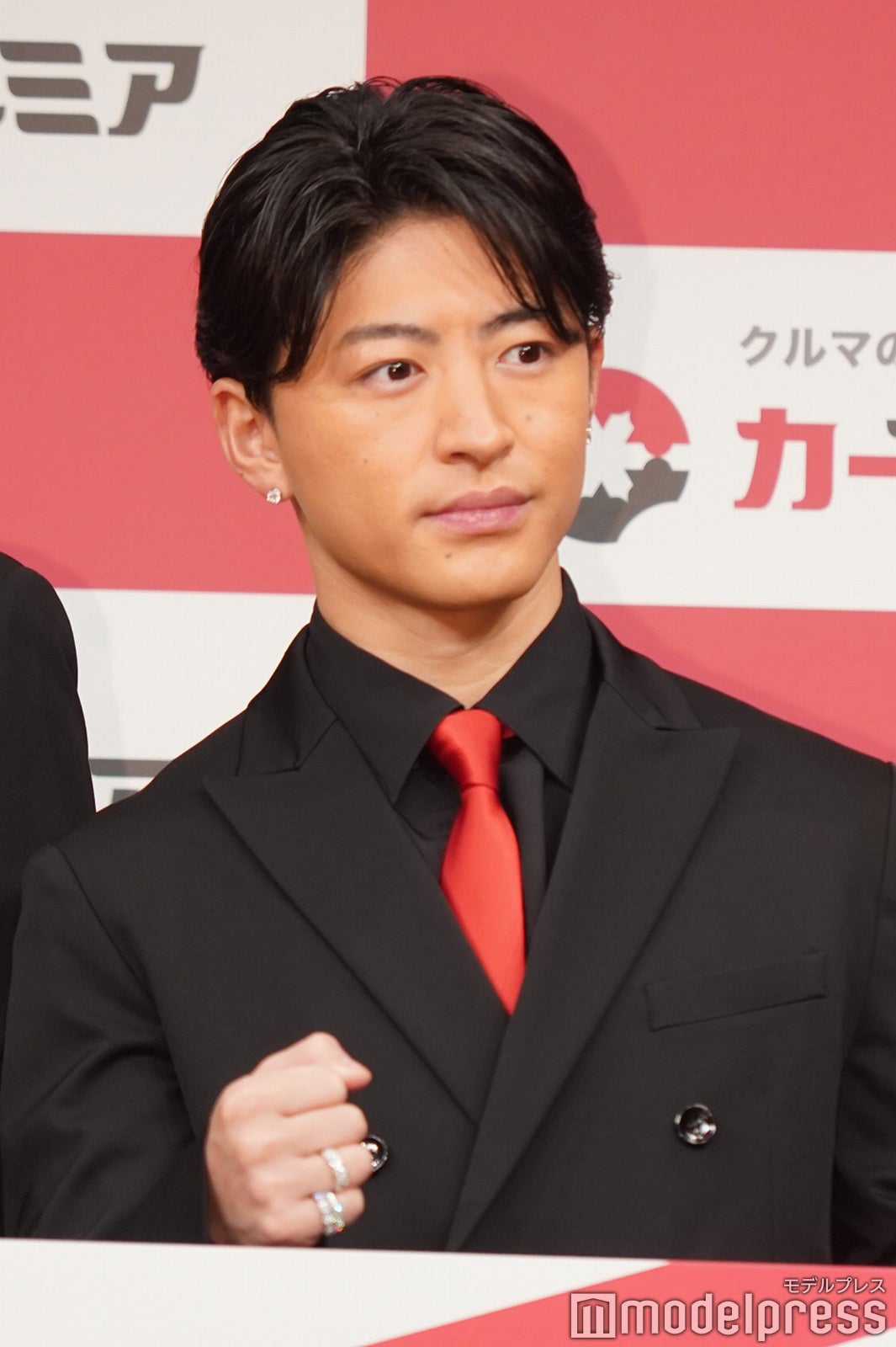 佐野玲於（C）モデルプレス