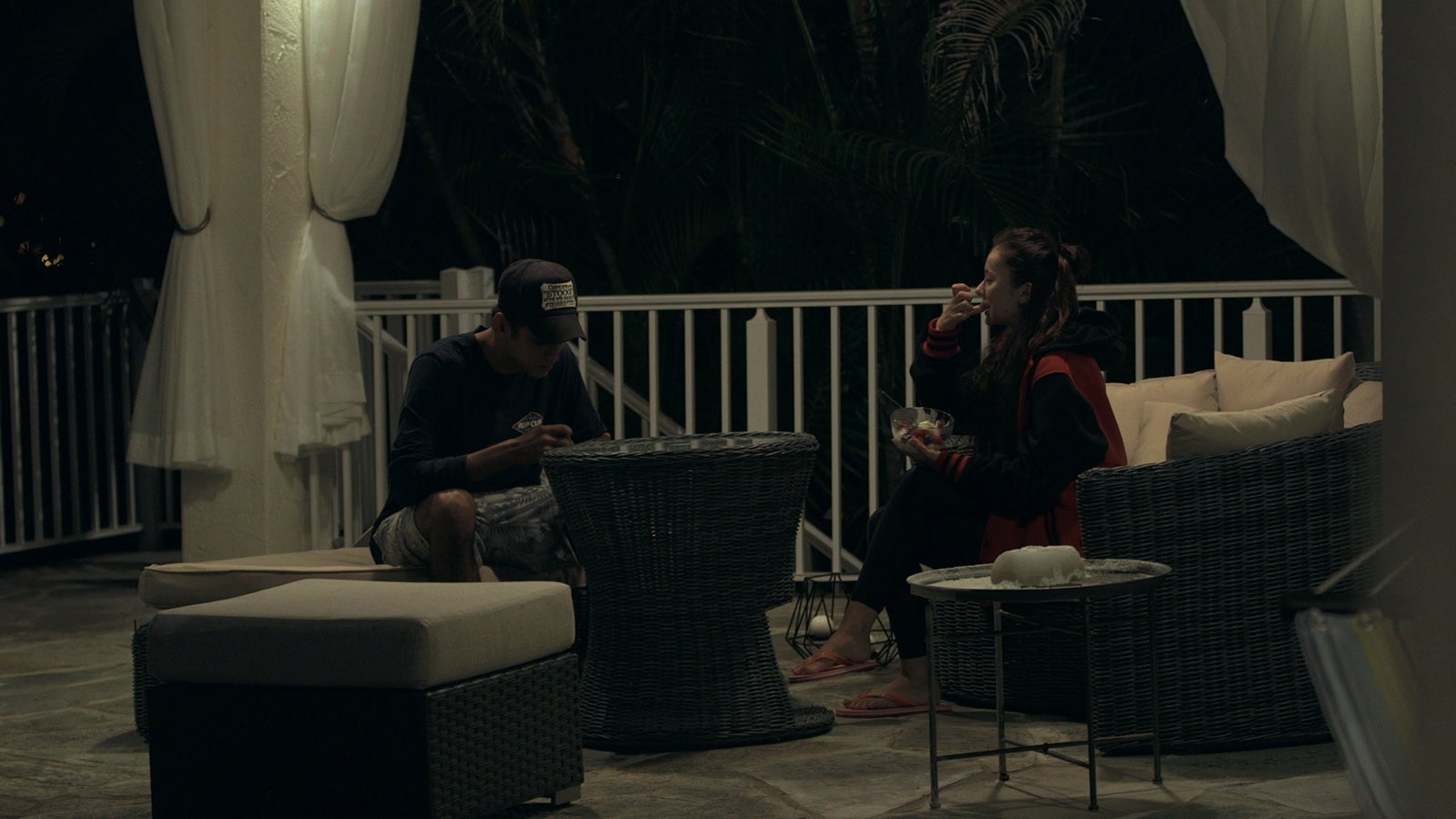 侑哉、奈緒美『TERRACE HOUSE ALOHA STATE』6th WEEK（C）フジテレビ／イースト・エンタテインメント 