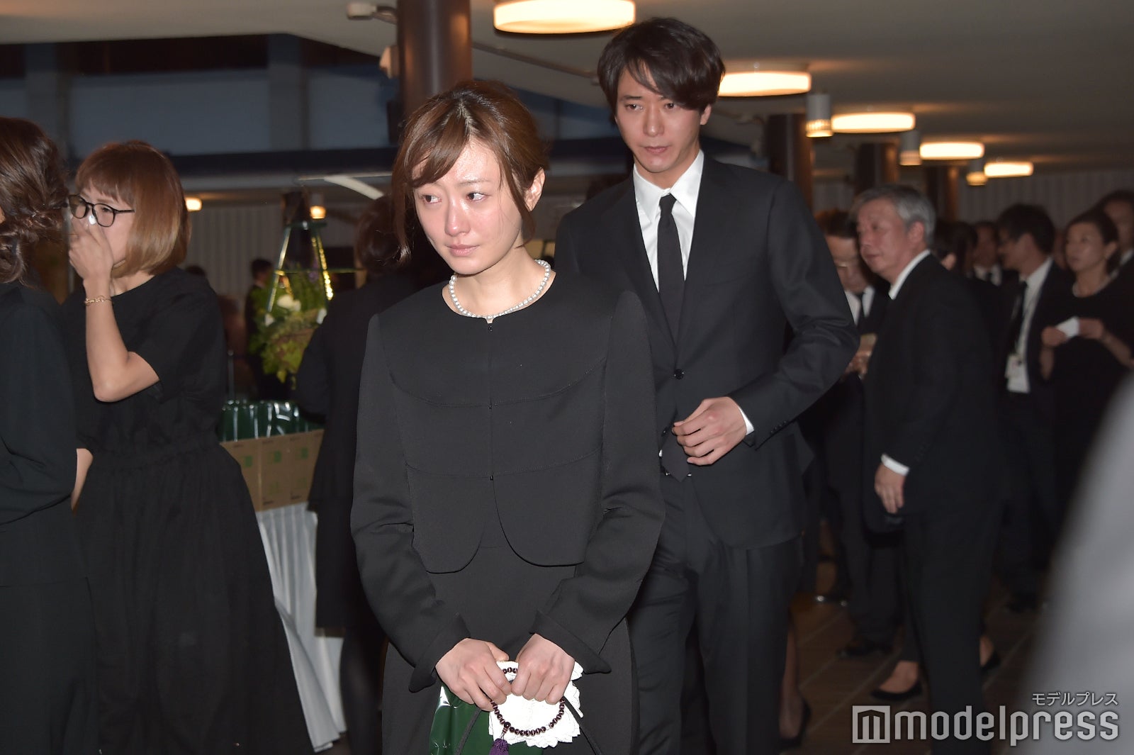 松本まりか、浅香航大（C）モデルプレス