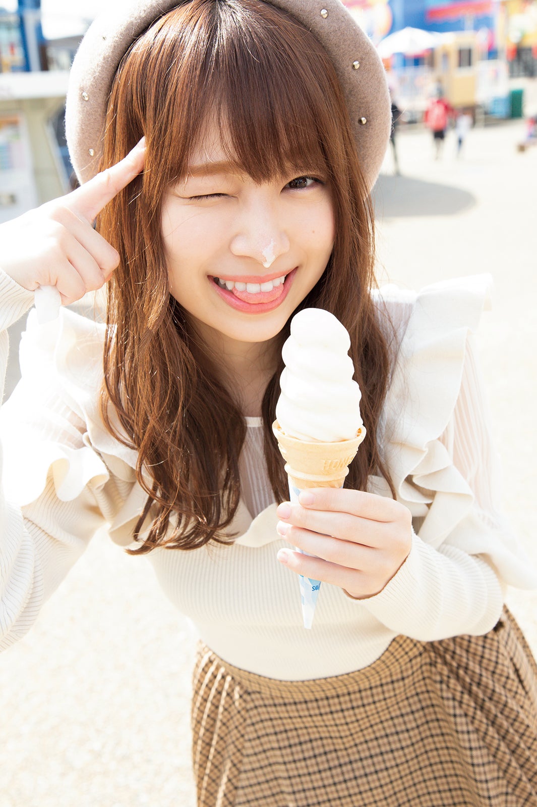 小笠原茉由／撮影：佐賀章広（画像提供：双葉社）