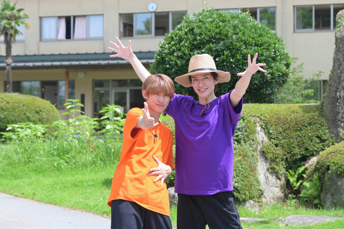 向井康二、深澤辰哉（C）TBS