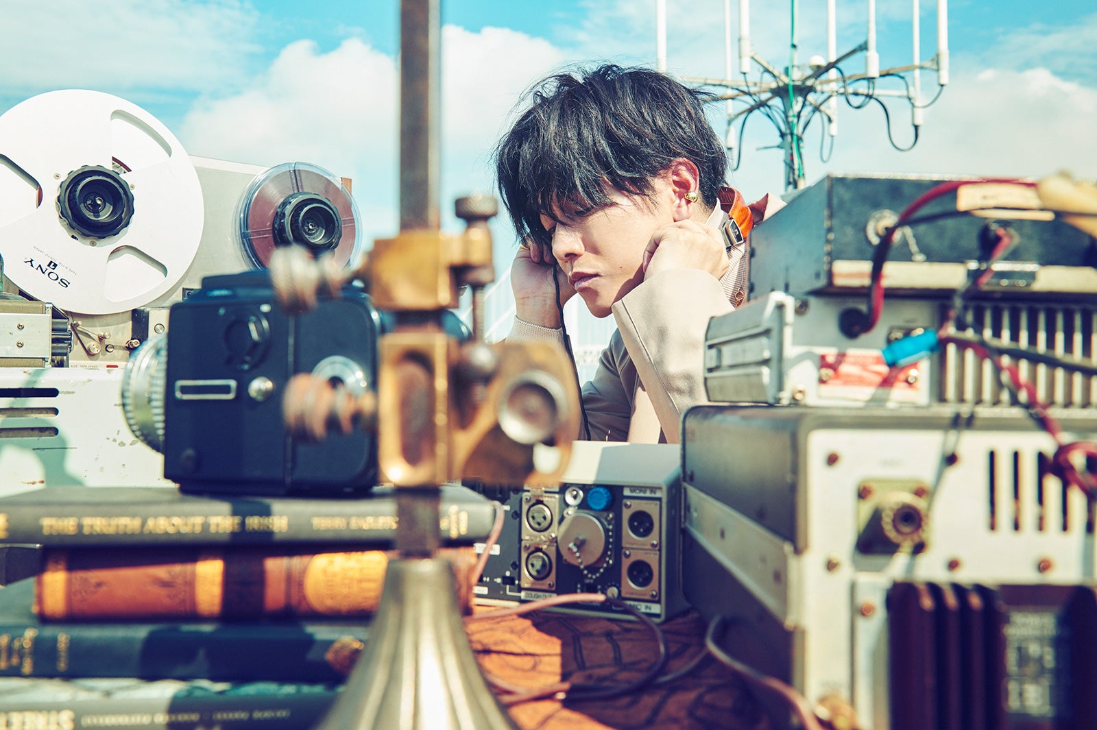 佐藤健2022年カレンダー「TAKERU SATOH RADIO DIARY 2022」（提供写真）