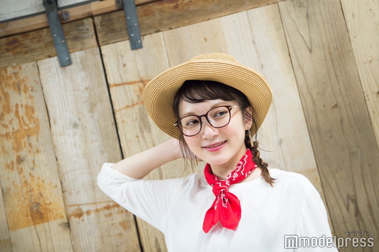 ウッディを意識したコーデにもぴったり！（C）モデルプレス