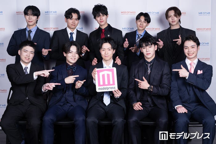 (前列左から)鈴木啓行さん、上平恵太さん、片平航太さん、中村匠吾さん、原太星さん(後列左から)水澤諒哉さん、澄川明良さん、高岡遼佑さん、林航生さん、隈部飛鵬さん(C)モデルプレス