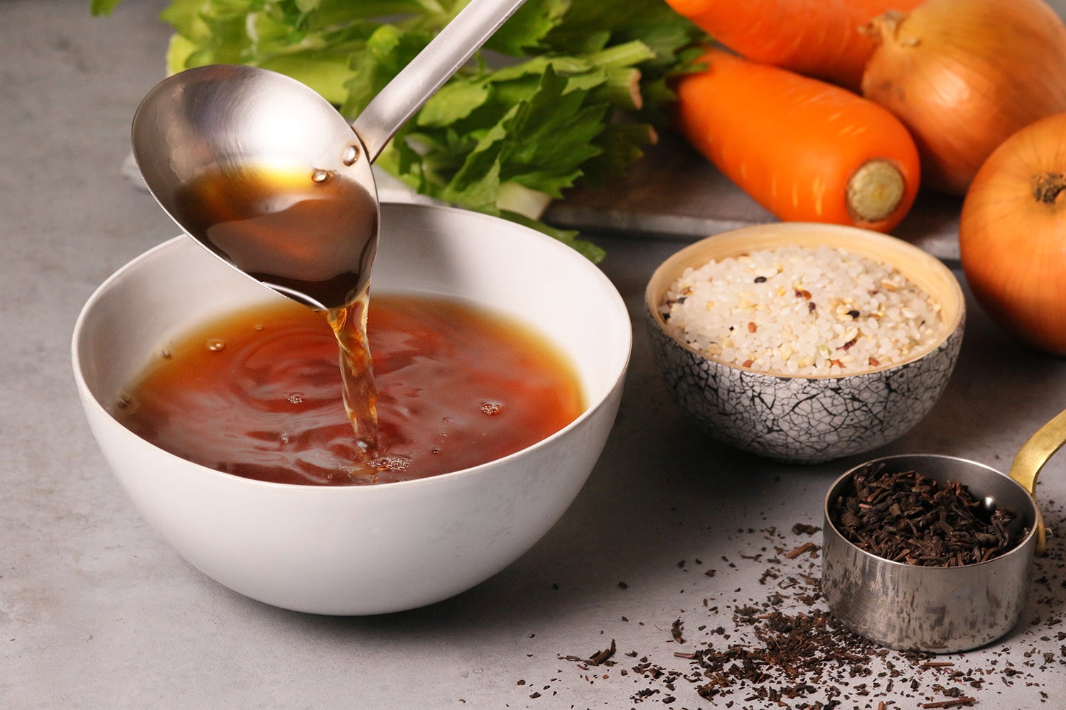 『旨み出汁』からできたTEA FOUN／画像提供：ポトマック