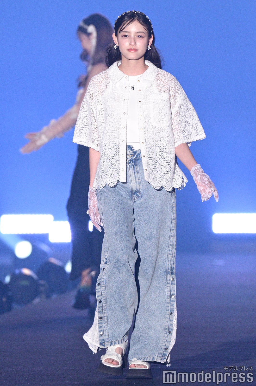 （C）モデルプレス