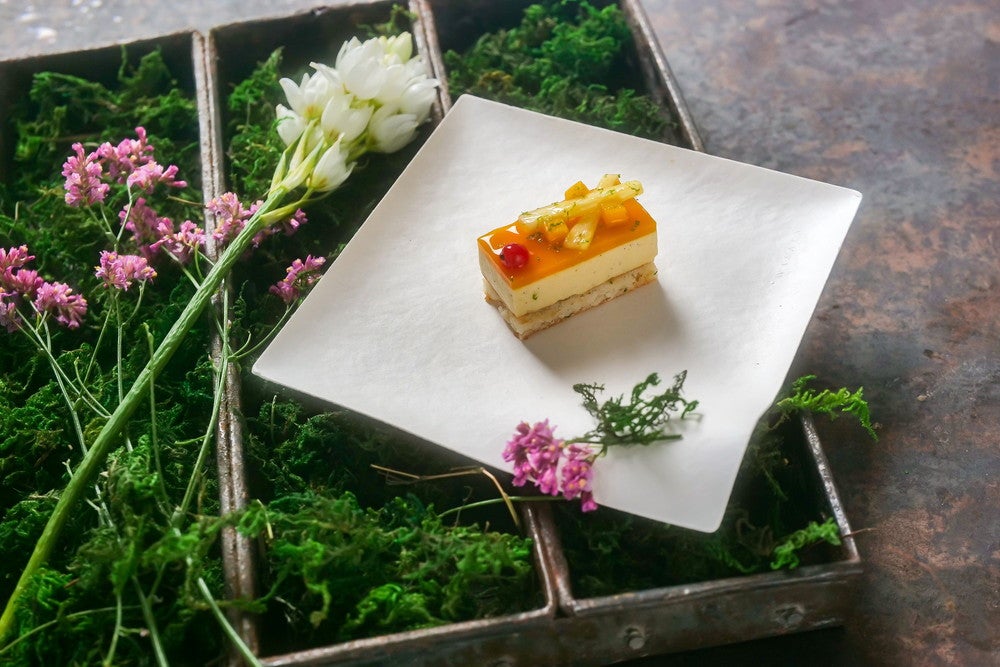 スーパースイーツビュッフェ2021～夏いちご＆ピーチ&マンゴー～／画像提供：ニュー・オータニ