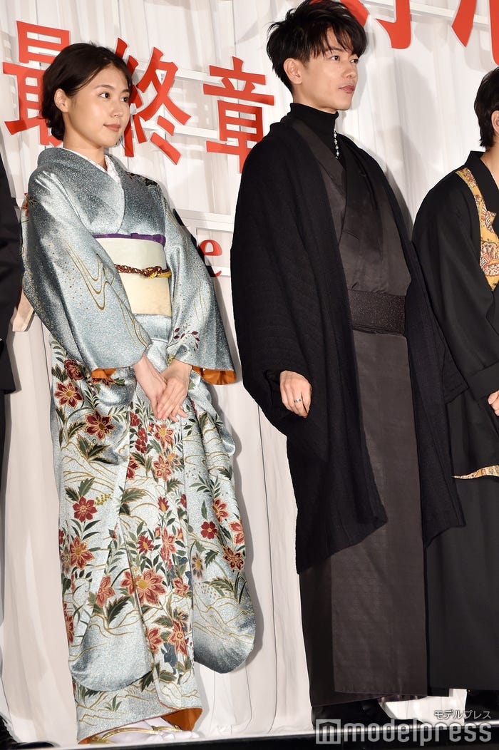 有村架純、佐藤健(C)モデルプレス