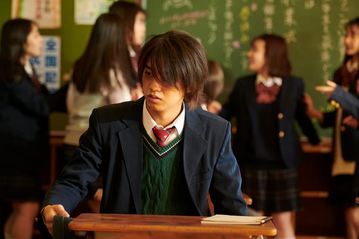 高橋海人「95」第1話より(C)「95」製作委員会