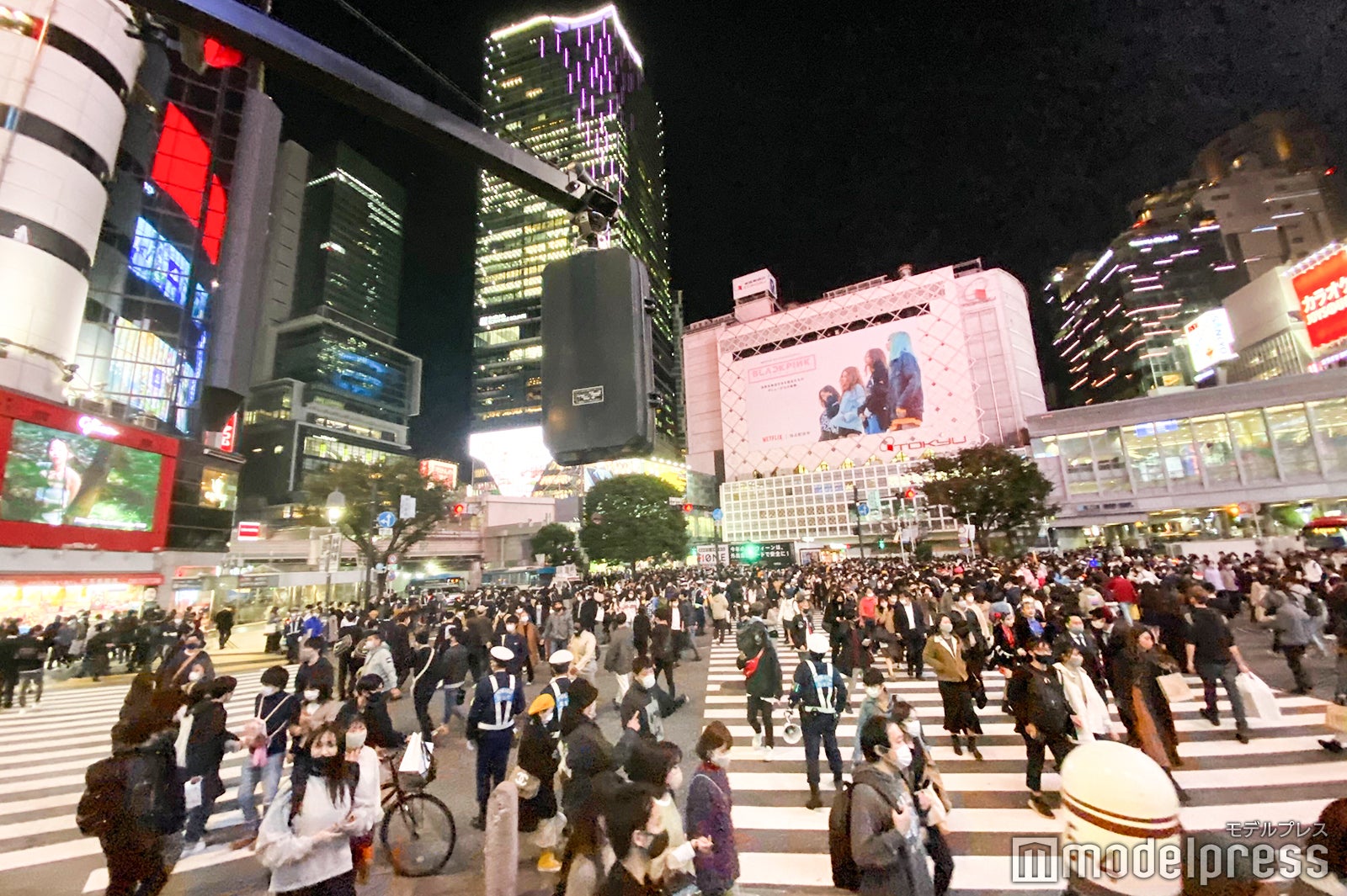スクランブル交差点の様子／2020年10月31日撮影 （C）モデルプレス