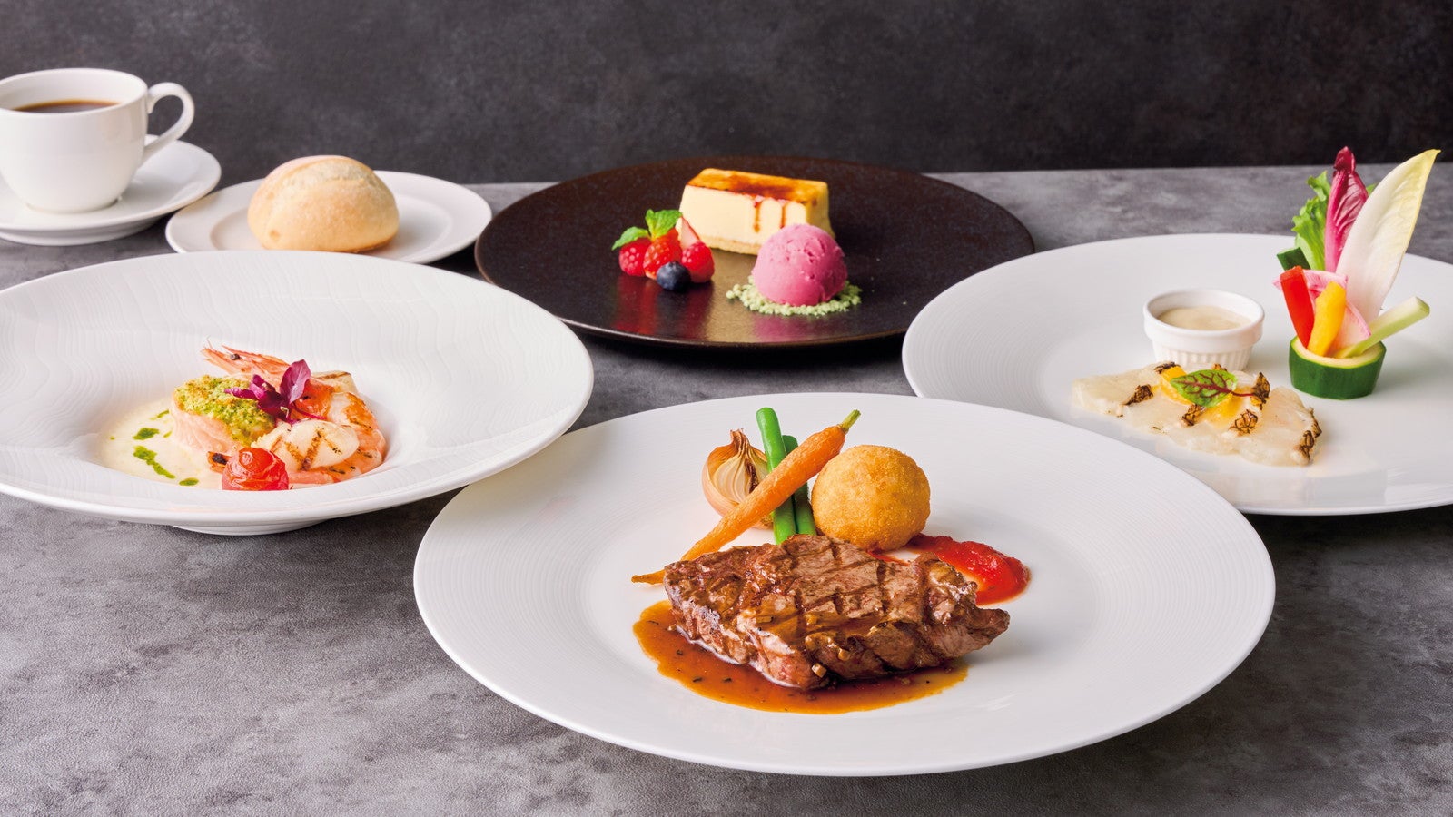 パークサイド・グリル プレミアムコース／画像提供：ユニバーサル・スタジオ・ジャパン