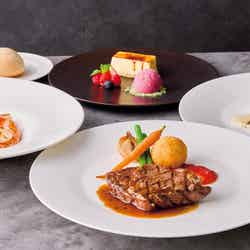 パークサイド・グリル プレミアムコース/画像提供:ユニバーサル・スタジオ・ジャパン