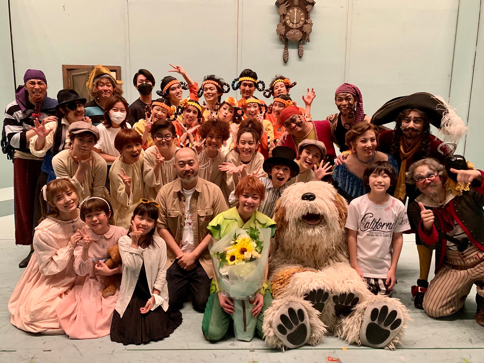 吉柳咲良「ピーター・パン」最終公演後の様子（提供写真）