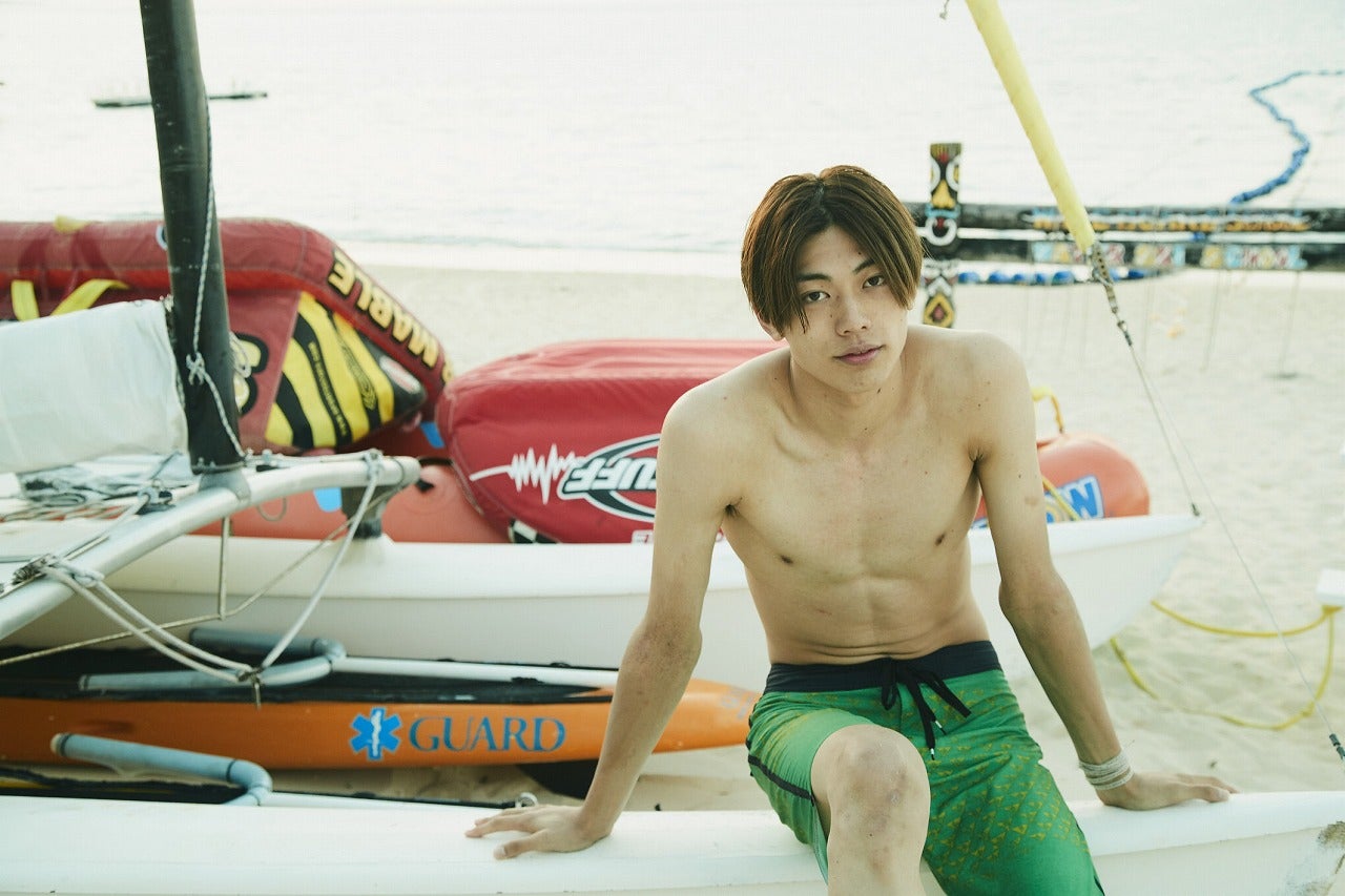 東啓介／DVDのイメージカット（C）2017 PONY CANYON