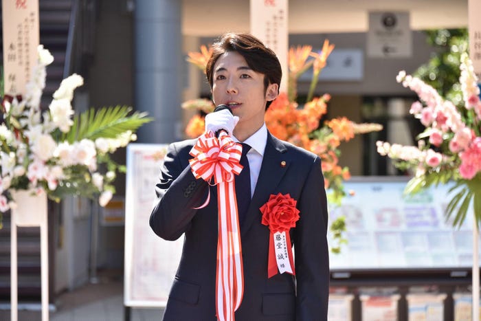 高橋一生/「民衆の敵」第4話より(C)フジテレビ