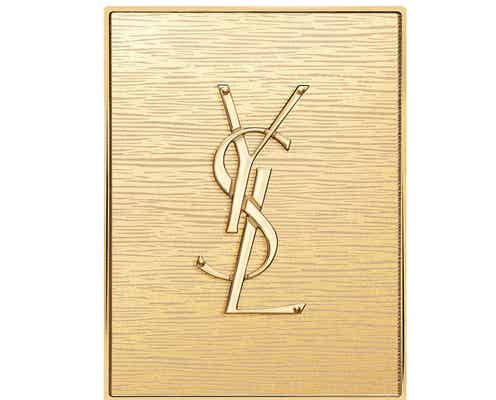 ゴールドを纏ったイヴ・サンローランの2025年ホリデーの煌めくワードローブ