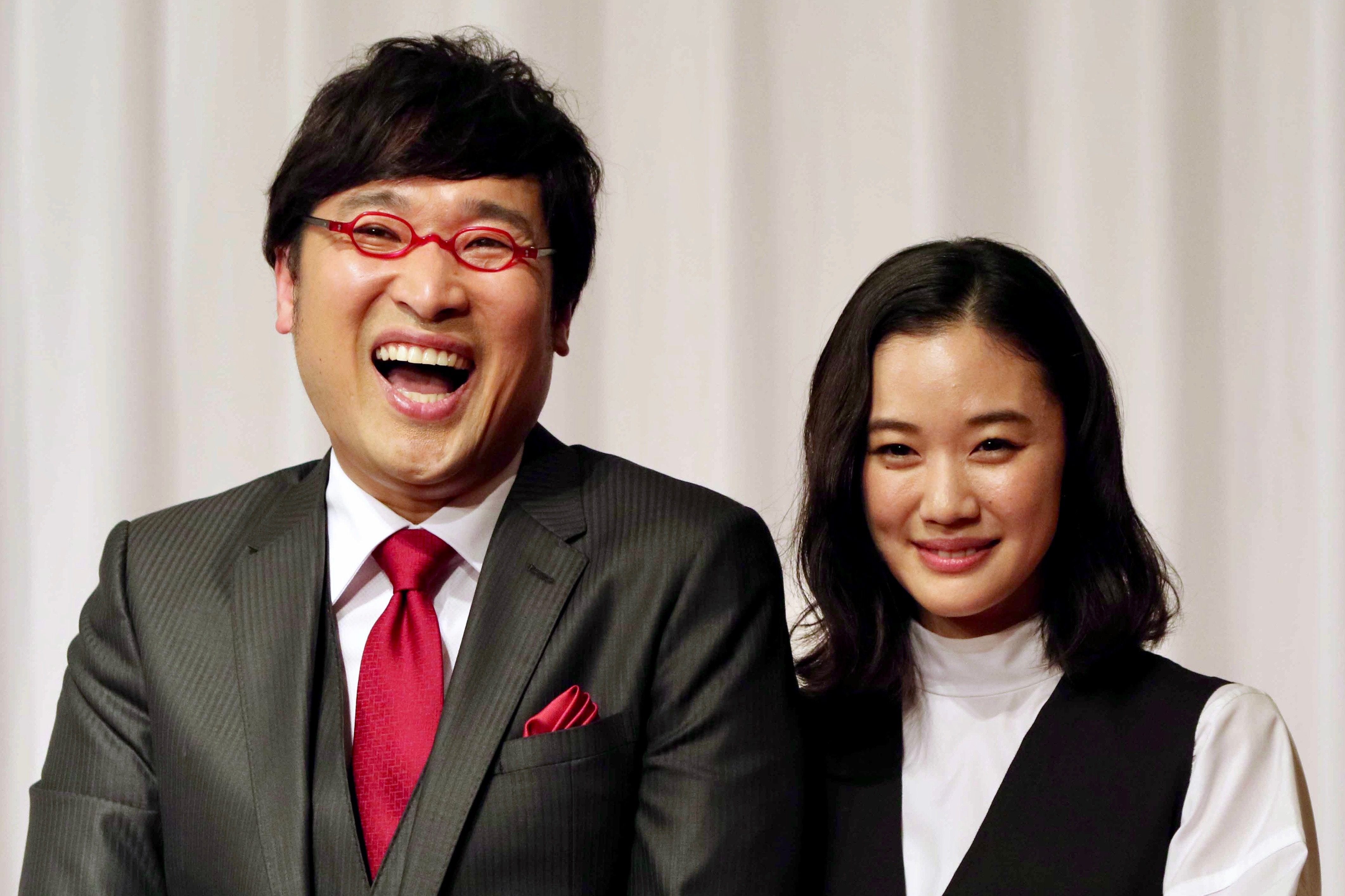 山里亮太 第1子女児誕生を報告 まさかの一言 で妻 蒼井優がキョトン モデルプレス