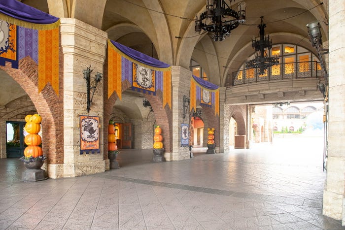 デコレーション(C)Disney