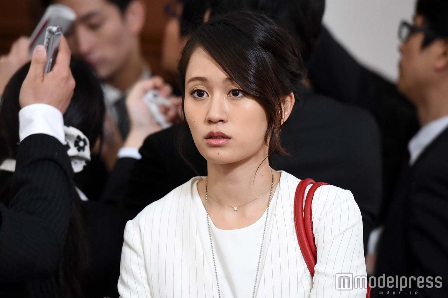 画像6 24 前田敦子 新井浩文 ホテルで濃厚ラブシーン 毒島ゆり子のせきらら日記 撮影に密着 モデルプレス 画像6 24 前田敦子 新井浩文 ホテルで濃厚ラブシーン 毒島ゆり子のせきらら日記 撮影に密着 モデルプレス