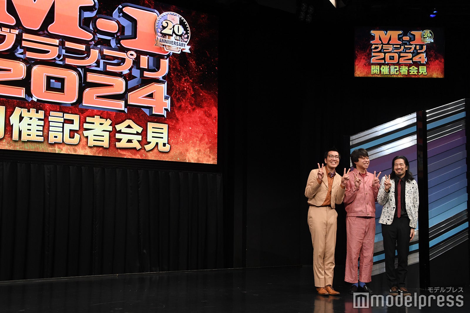 最後までカメラサービスしていた楢原、田中ショータイム、川北（C）モデルプレス