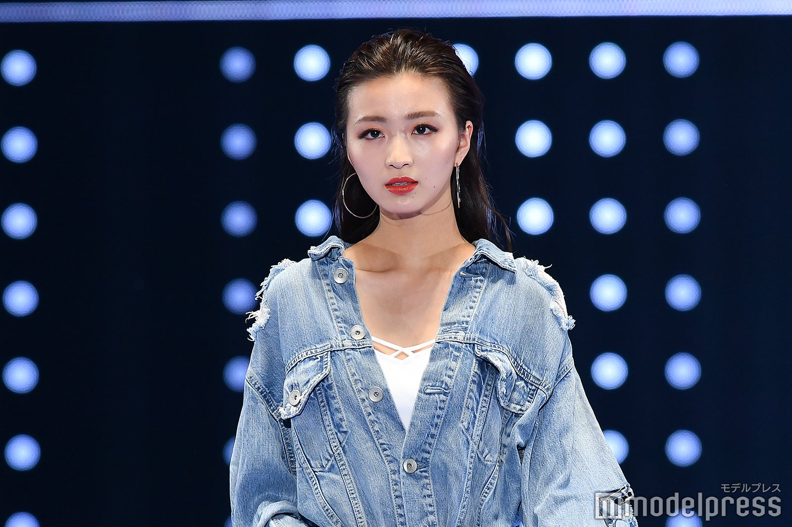 岡崎紗絵（C）モデルプレス