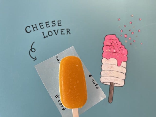 とろ～りたまごとトリュフのサンドイッチがたまらない♡