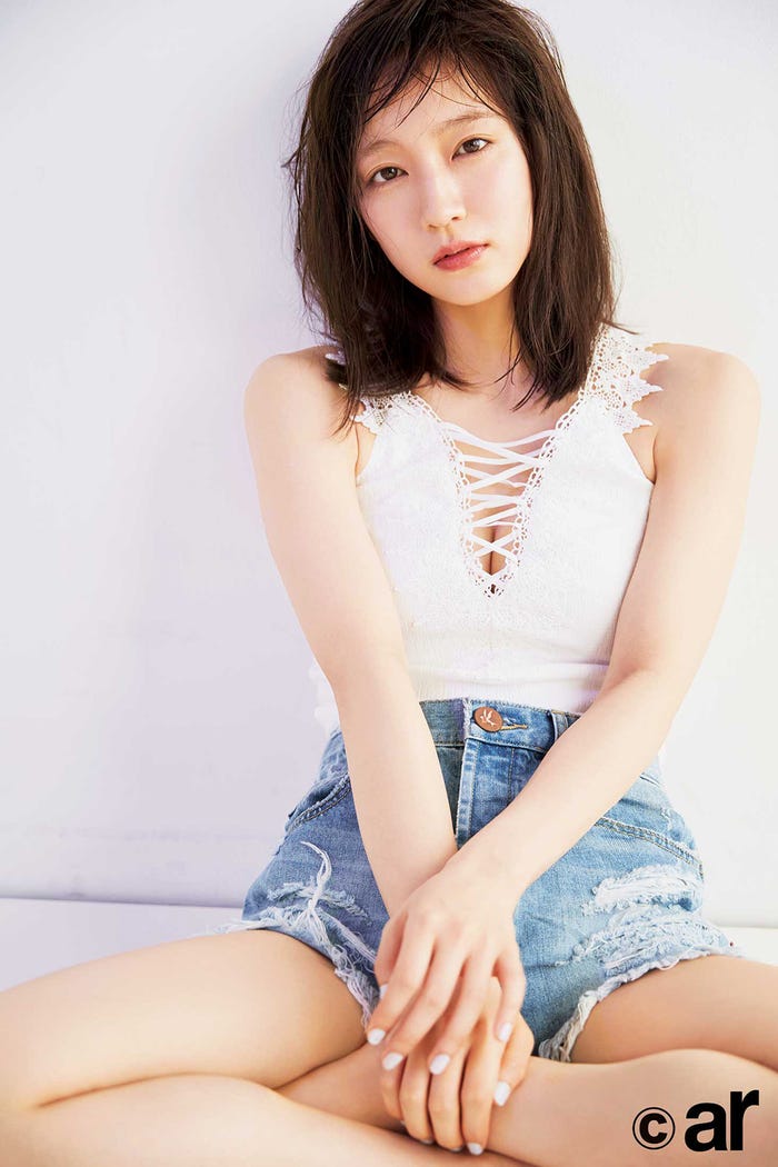 吉岡里帆「ar」8月号誌面より/画像提供:主婦と生活社