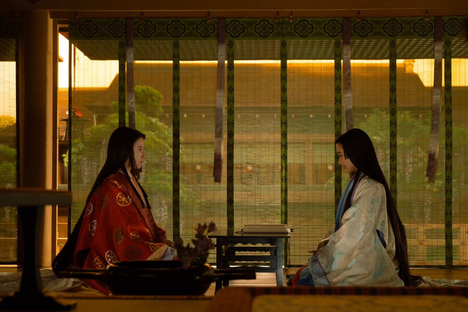 吉高由里子、見上愛「光る君へ」第40話（C）NHK