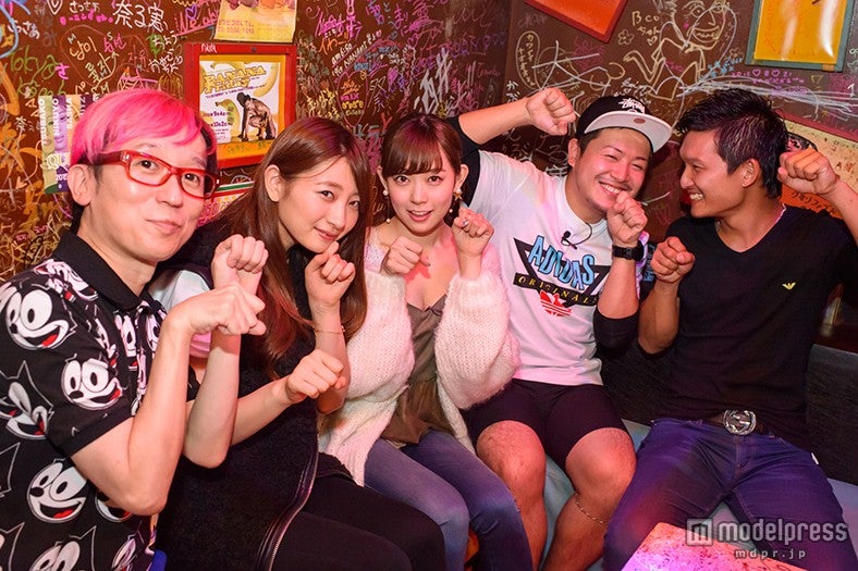 （左から）ビーコママ、岸野里香、渡辺美優紀、一輝くん、はじめちゃん