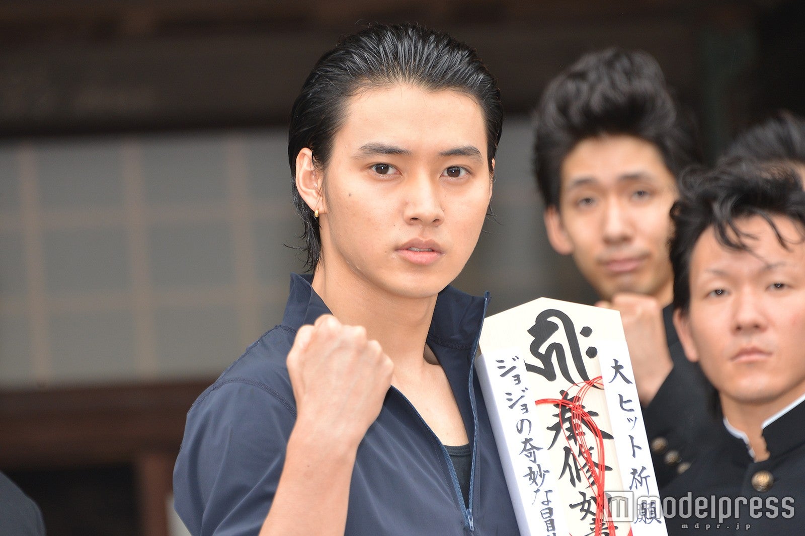 山崎賢人、オールバックで登場！今叶えたい“願い”が壮大＜ジョジョの奇妙な冒険 ダイヤモンドは砕けない 第一章＞