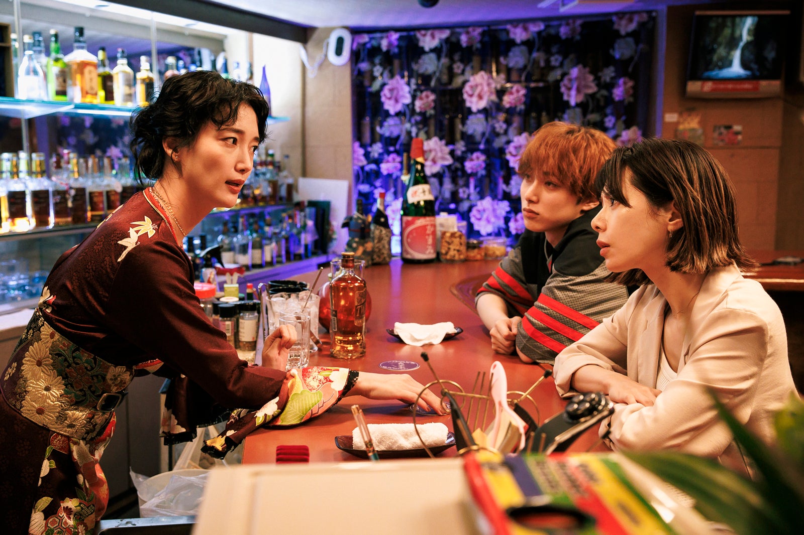 入山法子、尾崎匠海、桜井ユキ「ライオンの隠れ家」第2話（C）TBS