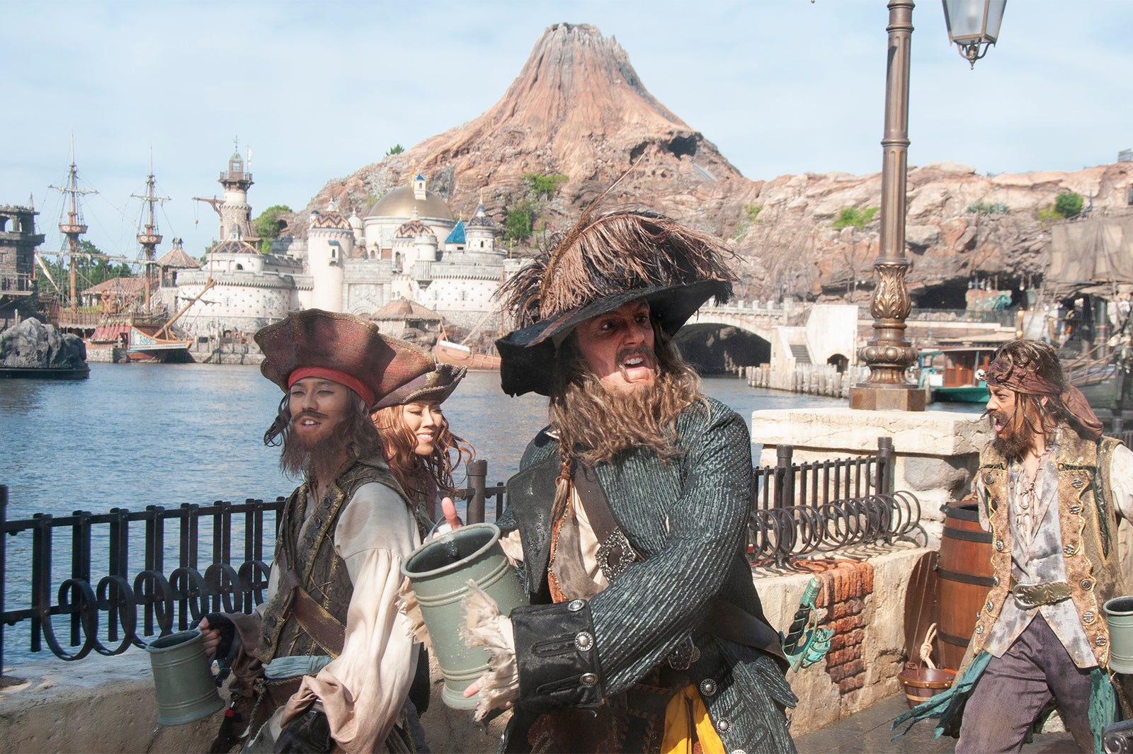 「パイレーツ・サマーバトル “ゲット・ウェット！”」（C）Disney