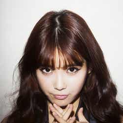 ファッション誌「CanCam」とコラボレーションしたIU