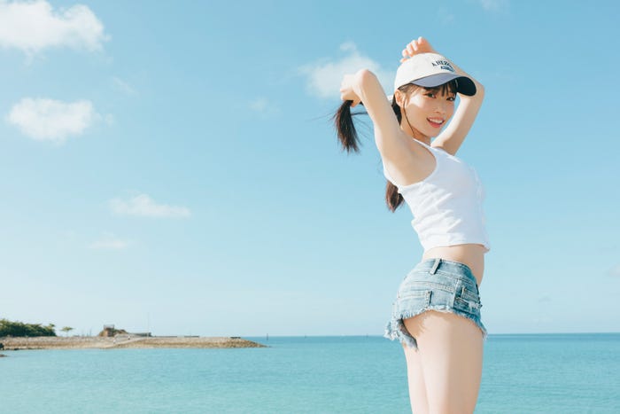 岸みゆ/アザーカット(C)集英社/週刊プレイボーイ/撮影・前康輔