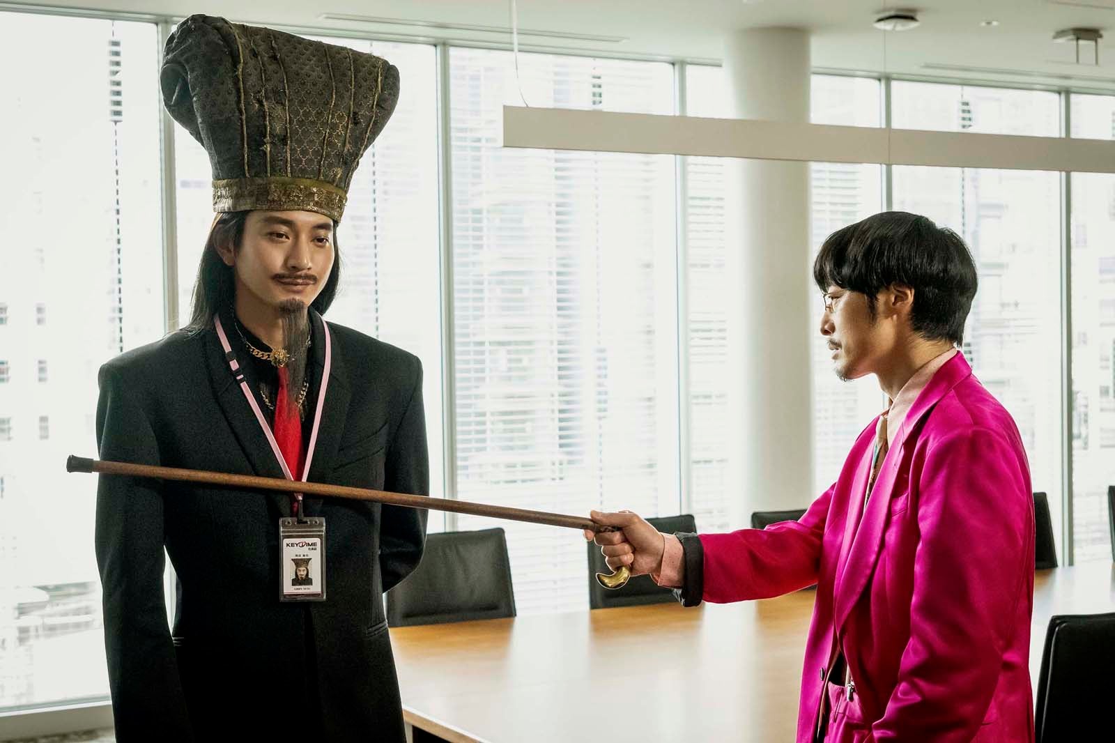 向井理、和田聰宏「パリピ孔明」第5話より（C）フジテレビ