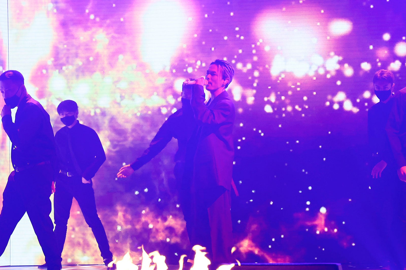 配信ライブ『LIVE×ONLINE INFINITY　三代目 J SOUL BROTHERS 10th ANNIVERSARY ～JSB HISTORY～』より（提供写真）