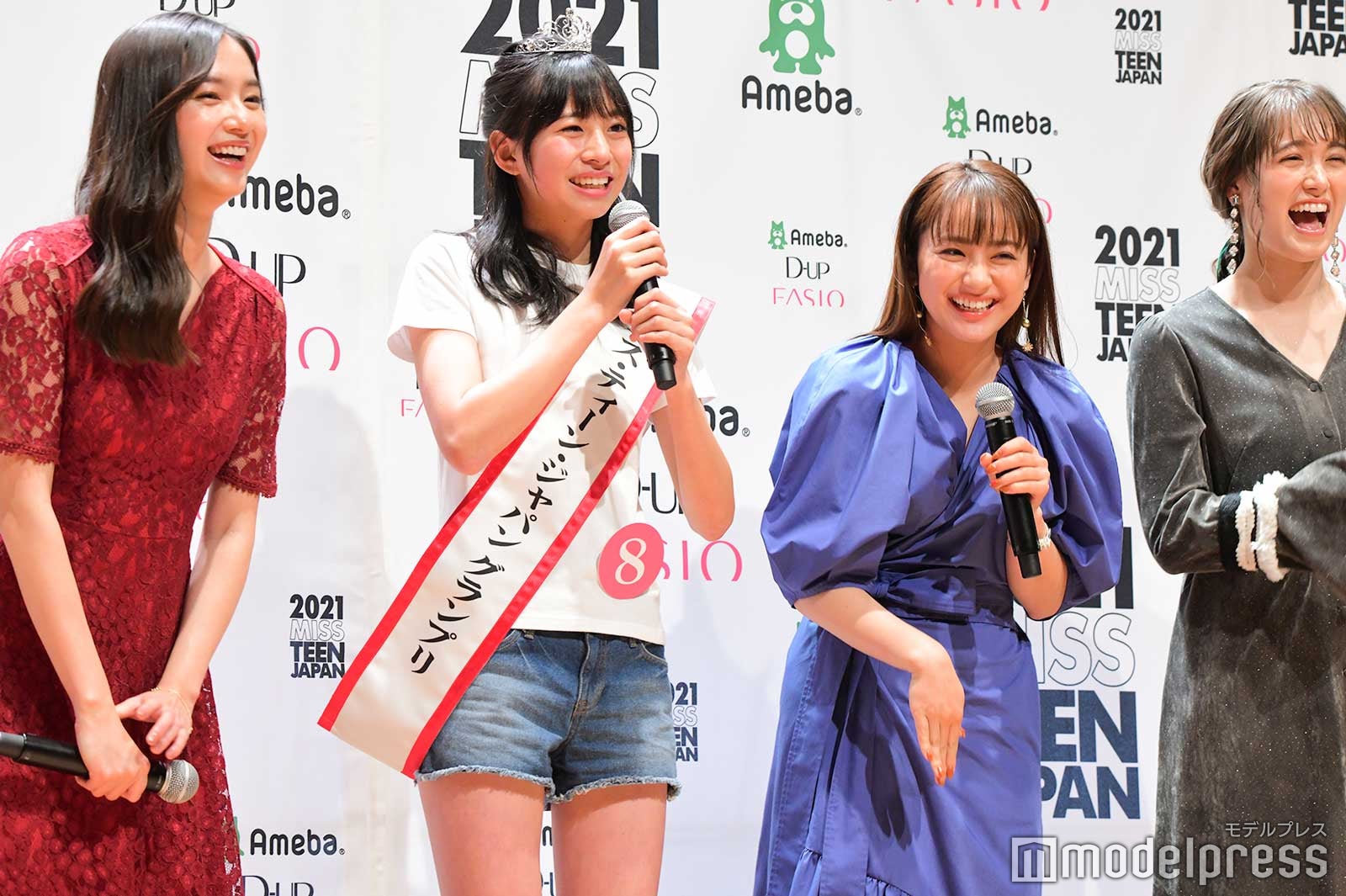 新川優愛、鈴木爽さん、平祐奈、トラウデン直美 （C）モデルプレス