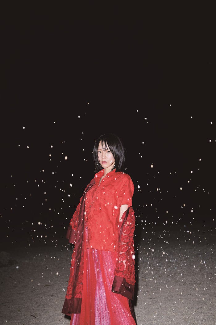 野口衣織ファースト写真集「君にしか教えない」(7月21日発売、白夜書房)より(提供写真)