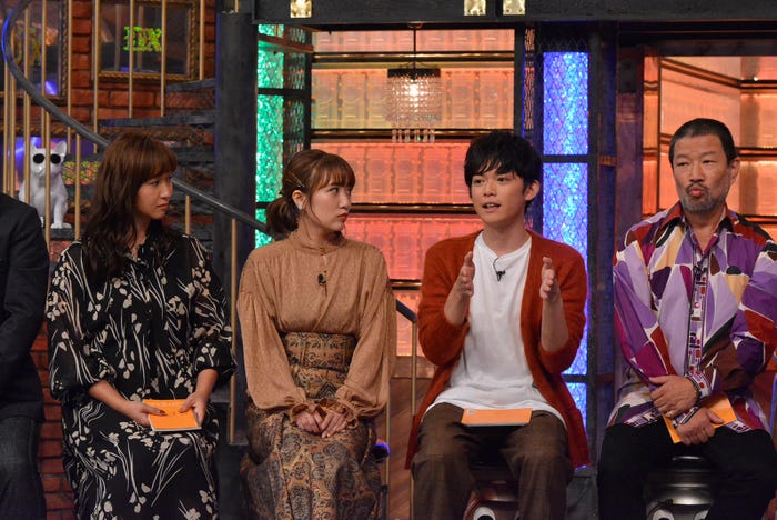 藤本美貴、高橋みなみ、松丸亮吾、木村祐一(C)読売テレビ