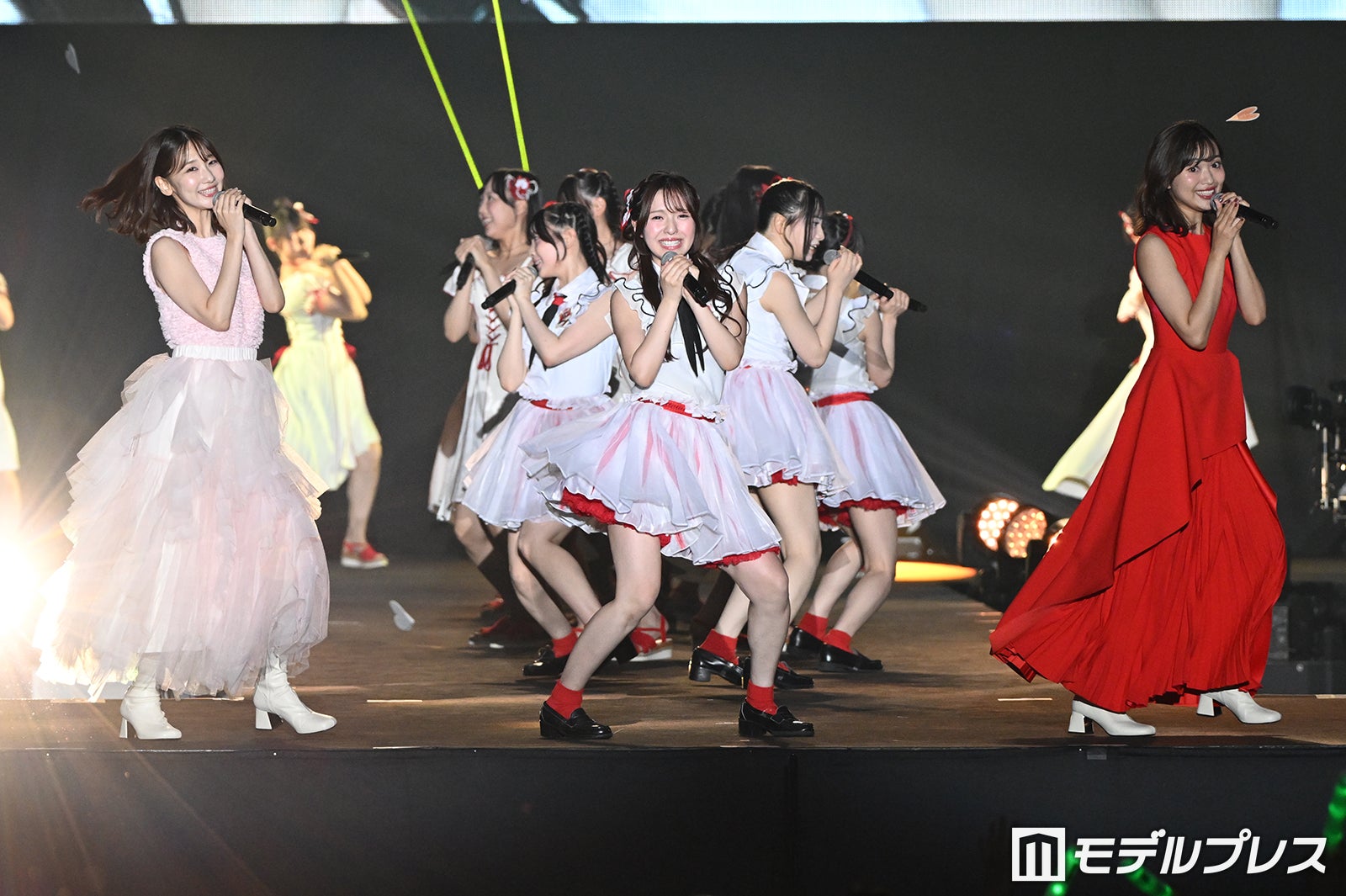 NGT48、OGメンバー柏木由紀＆北原里英がサプライズ登場 北原の卒コン会場でコラボ【TGC新潟2026】