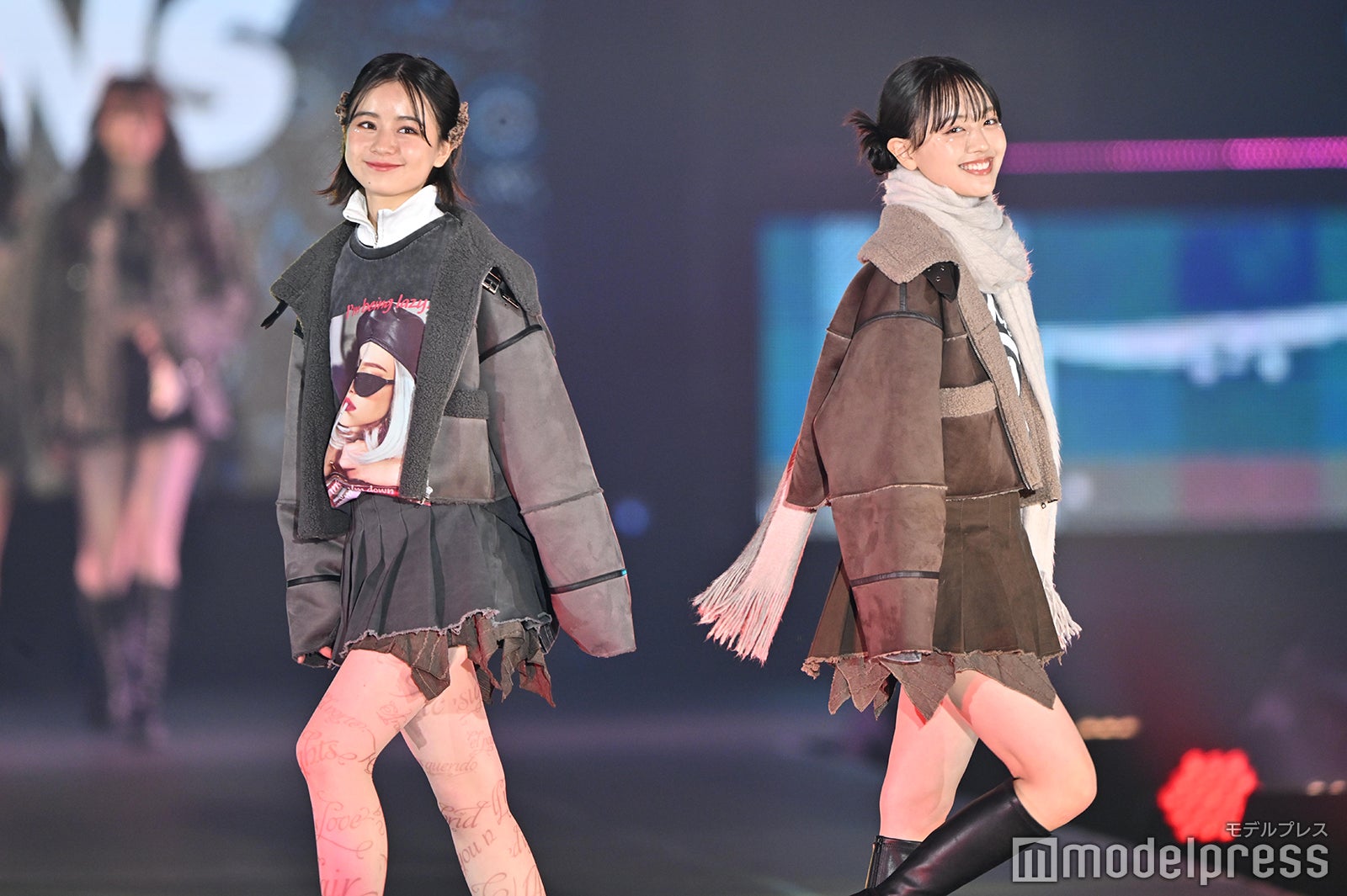 瀬戸琴楓、上坂樹里「Seventeen」ステージ（C）モデルプレス