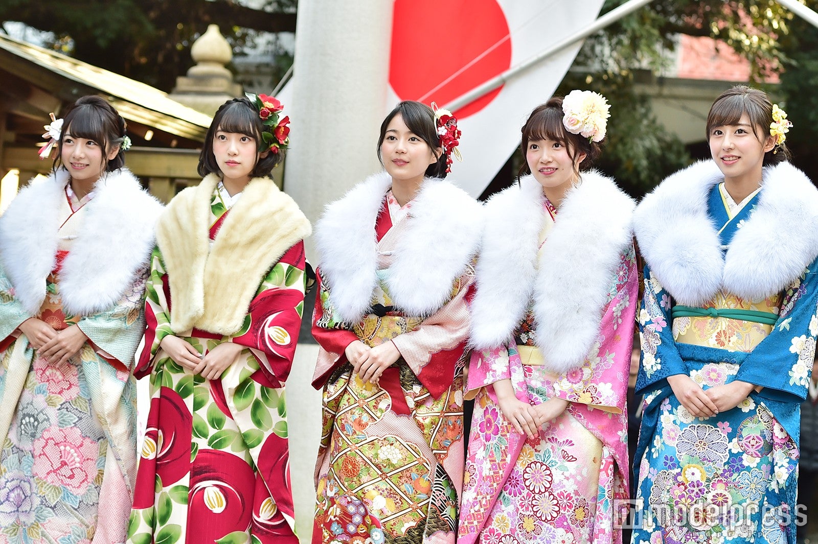 左から：北野日奈子、堀未央奈、生田絵梨花、中元日芽香、斎藤ちはる（C）モデルプレス