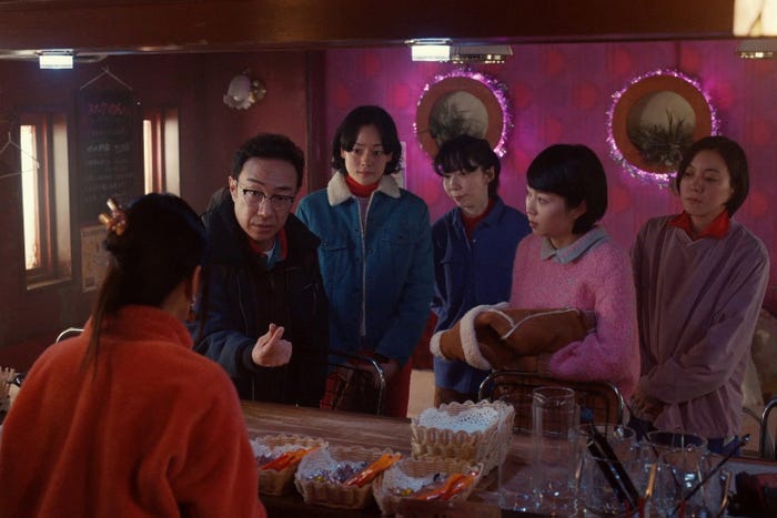 角田晃広、市川実日子ら「ホットスポット」第9話(C)日本テレビ