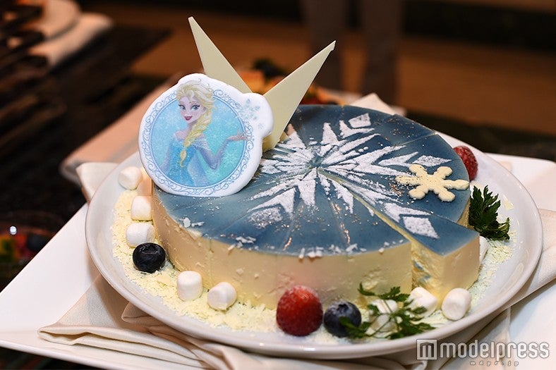 ホワイトチョコレートムース（C）モデルプレス