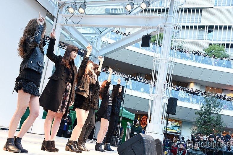 Flower（C）モデルプレス