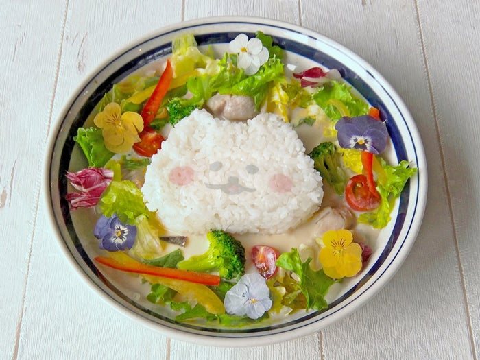 ほわころちゃんのお花ばたけカレー1,300円/画像提供:東急ハンズ
