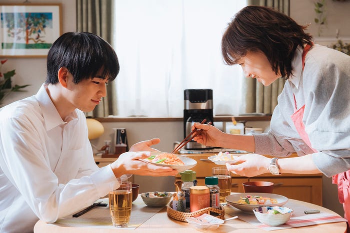 中沢元紀、永作博美「時すでにおスシ!?」第1話(C)TBS