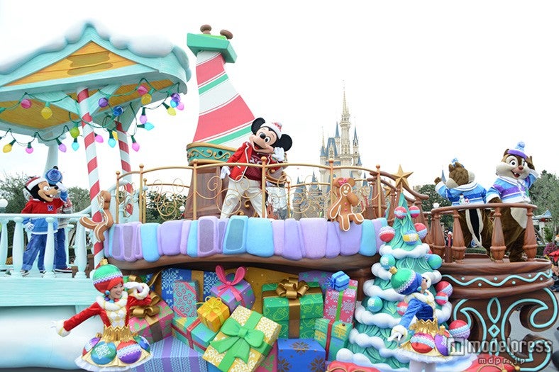 「ディズニー・クリスマス・ストーリーズ」ミッキーの乗るフロート
