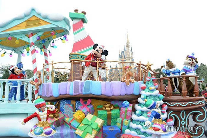 「ディズニー・クリスマス・ストーリーズ」ミッキーの乗るフロート