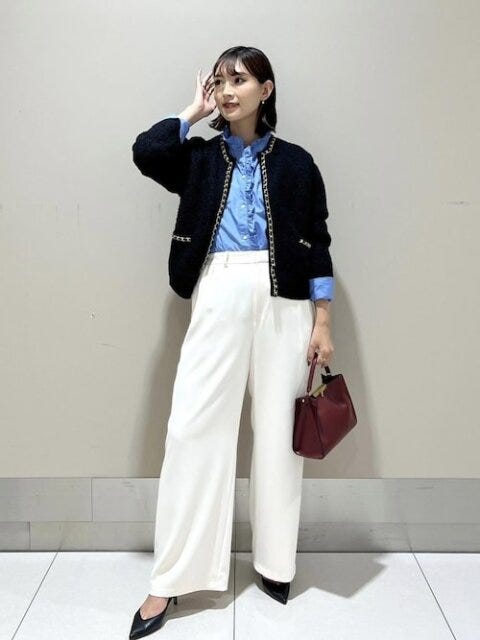 ワイドパンツ　コーデ　秋